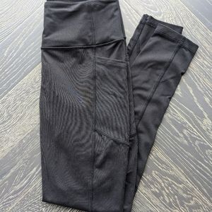 Victoria SPORT black leggings